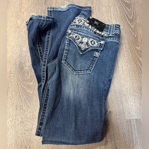 Miss Me Boot Cut Jeans Bottoms Ripped Size 30 Embroidered Studded Flap Pockets
